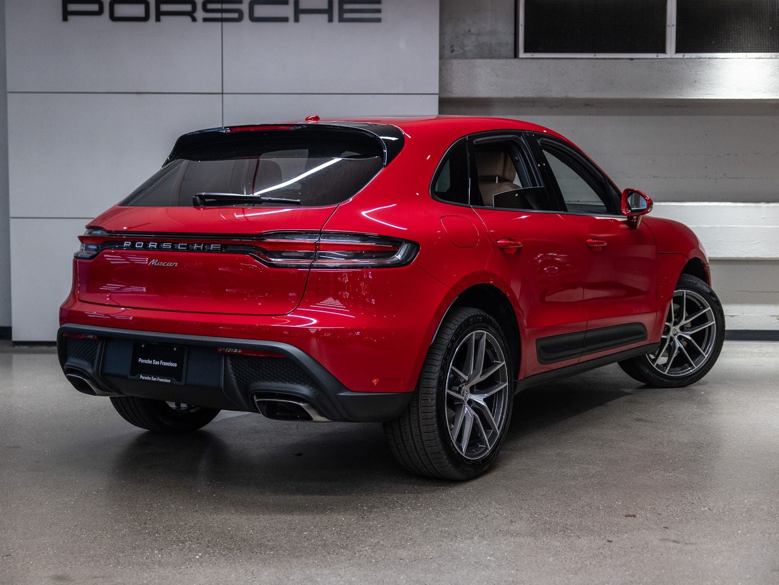 2026 Porsche Macan Base