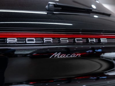 2026 Porsche Macan Macan