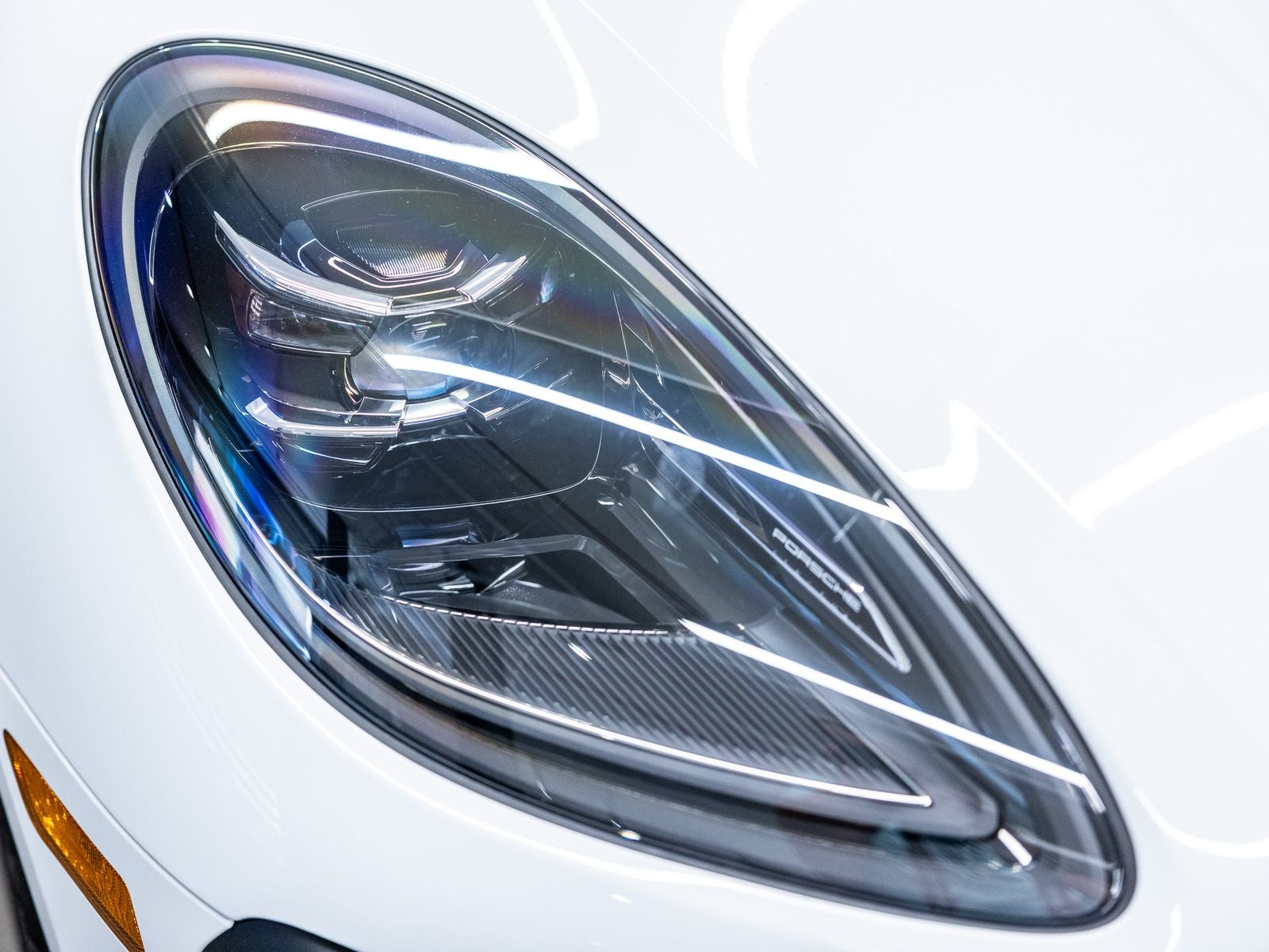 2026 Porsche Macan T