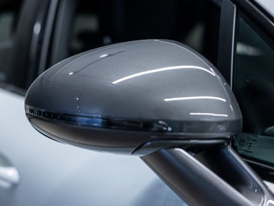 2026 Porsche Macan T