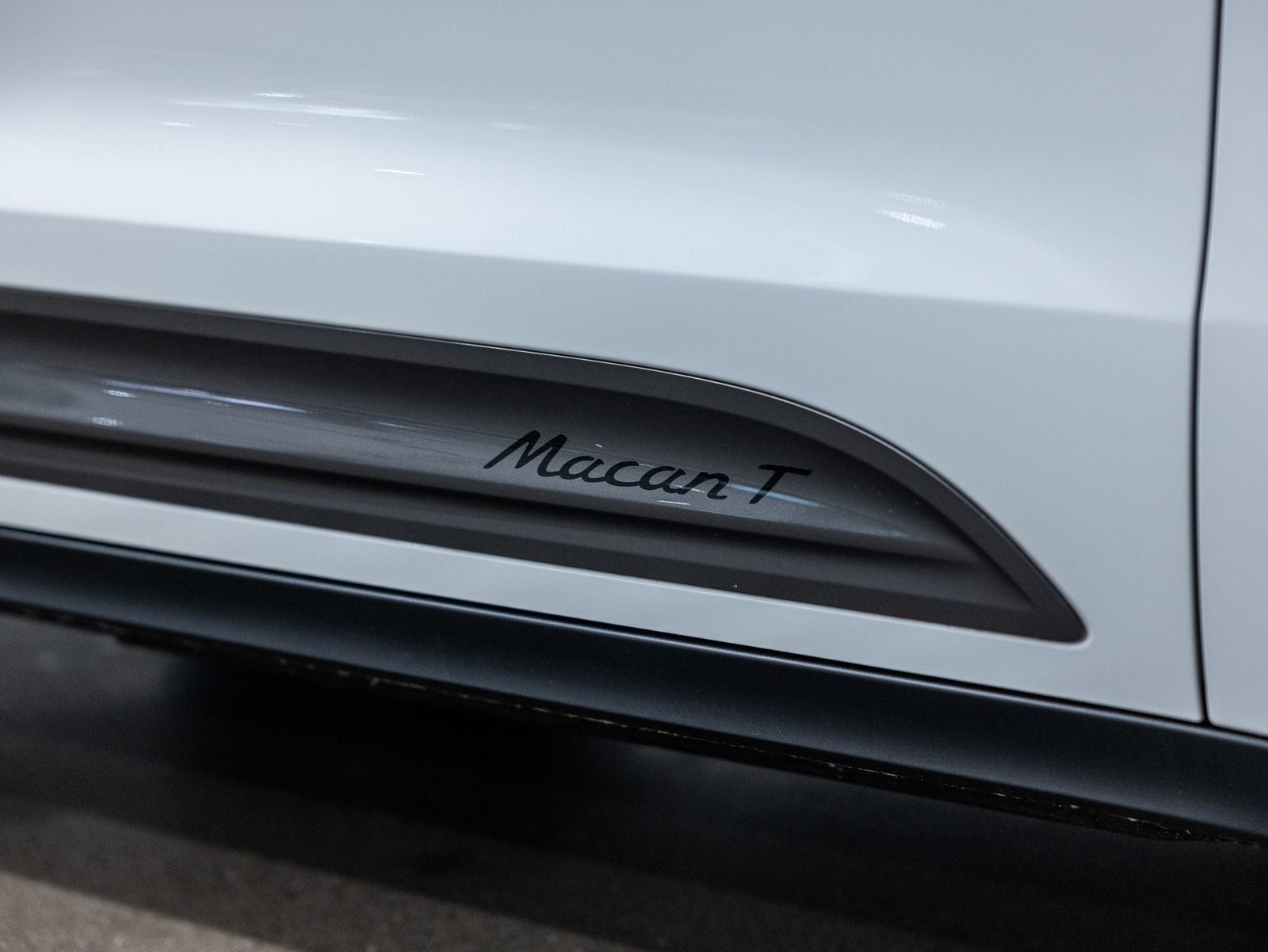 2026 Porsche Macan T