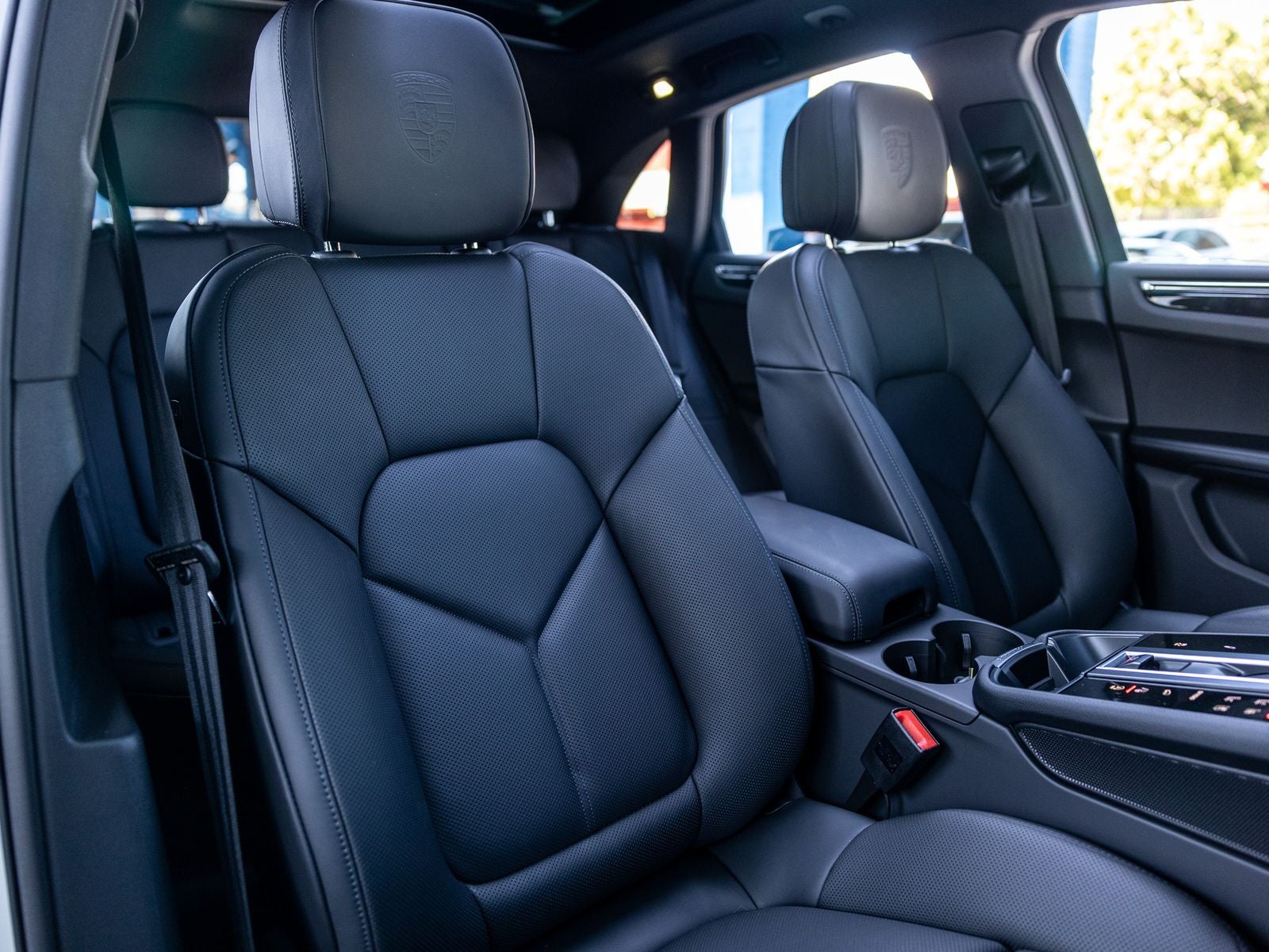 2026 Porsche Macan T