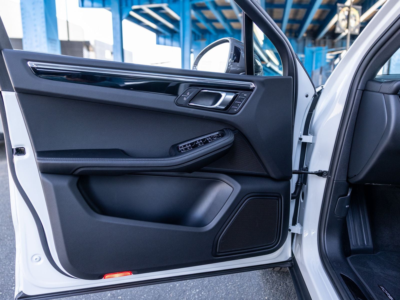 2026 Porsche Macan T