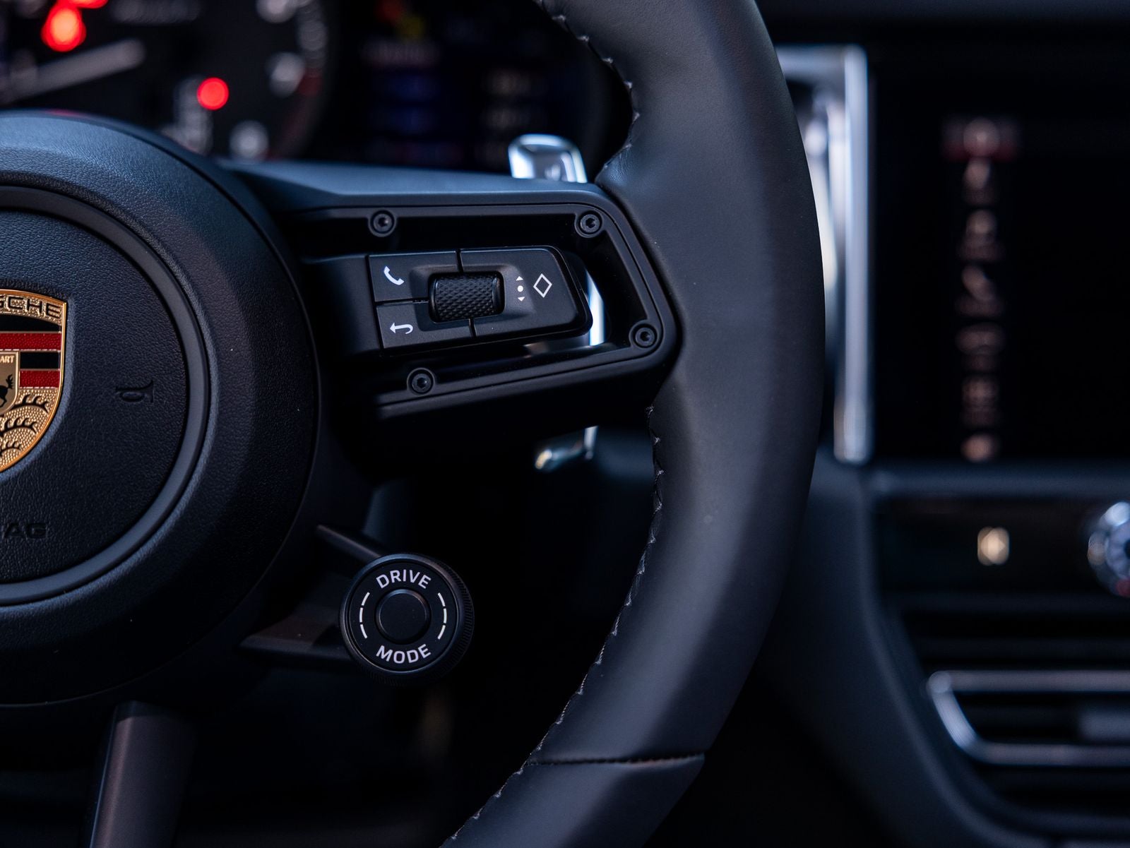 2026 Porsche Macan T