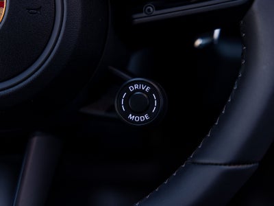 2026 Porsche Macan T