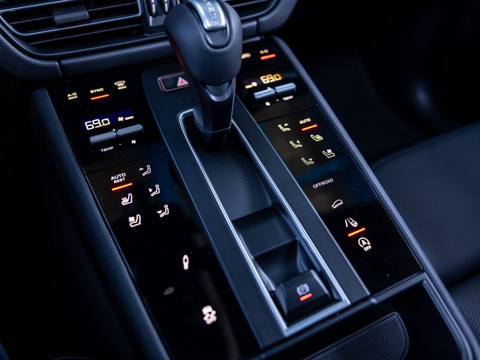 2026 Porsche Macan T