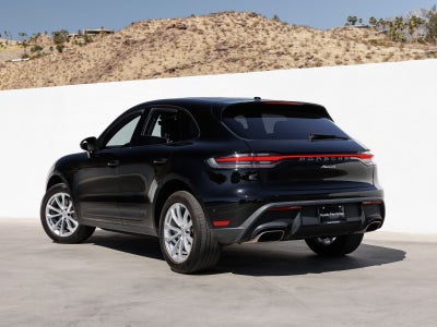 2023 Porsche Macan Base