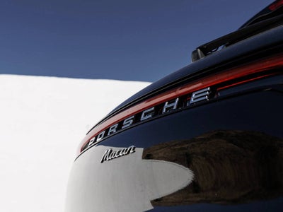 2023 Porsche Macan Macan