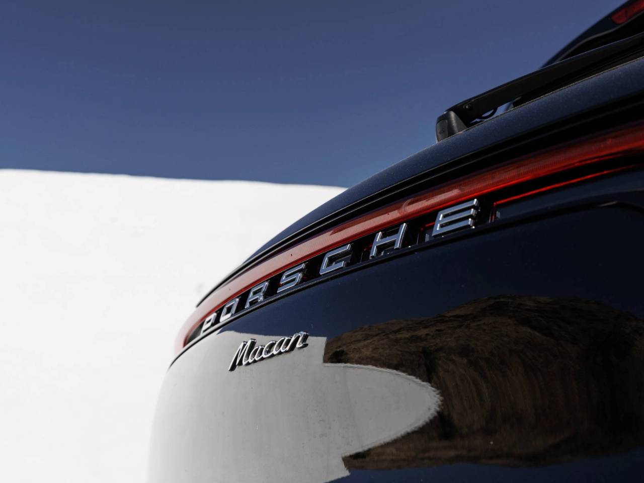 2023 Porsche Macan Macan