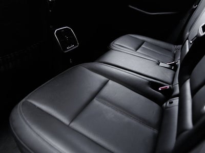 2023 Porsche Macan Macan