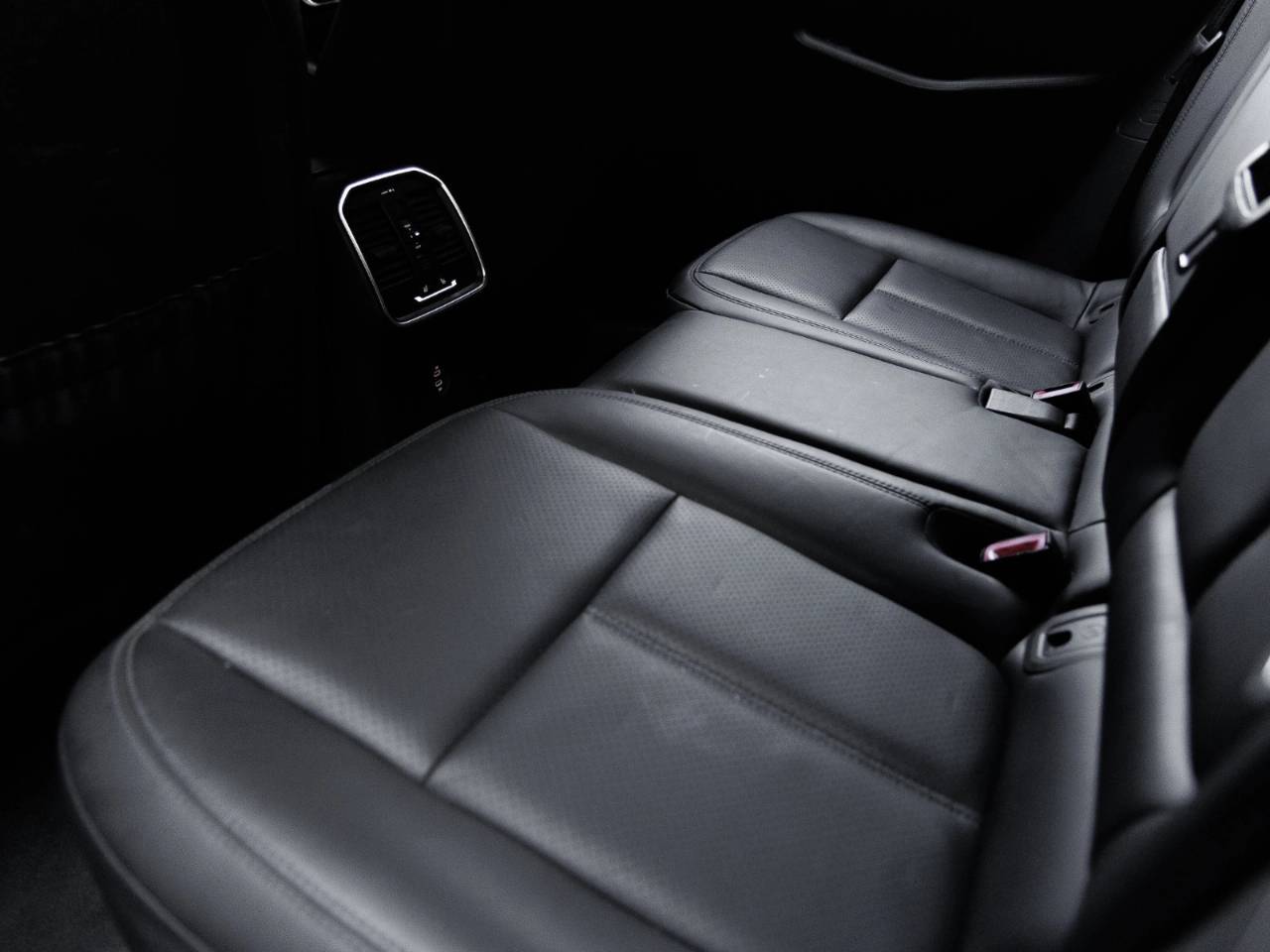 2023 Porsche Macan Macan