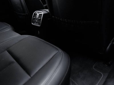 2023 Porsche Macan Macan