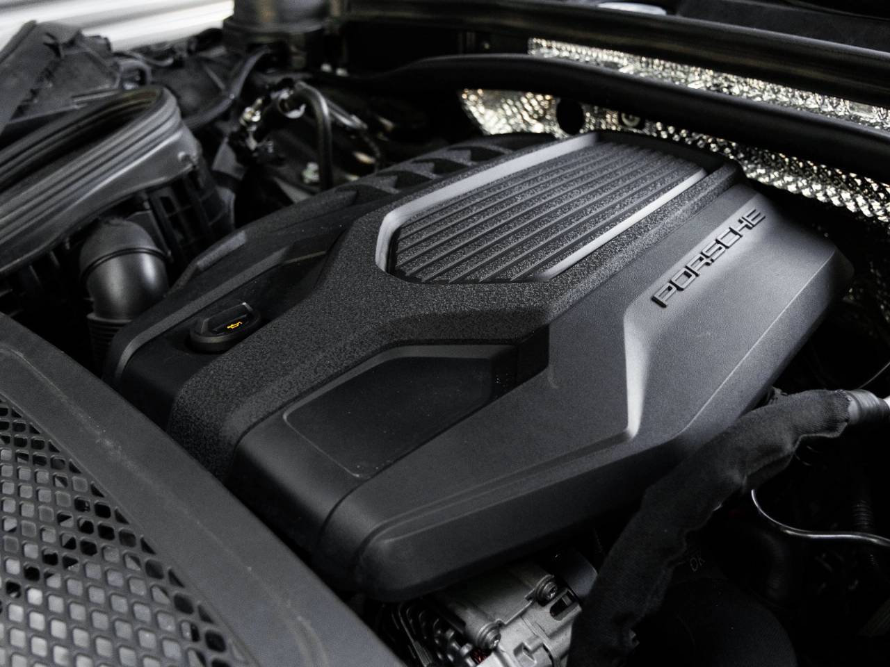 2023 Porsche Macan Macan