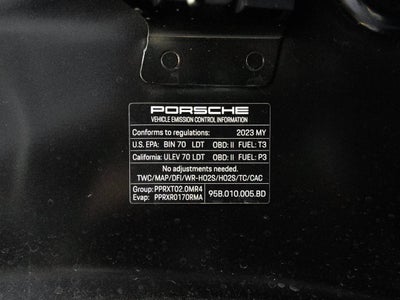 2023 Porsche Macan Macan