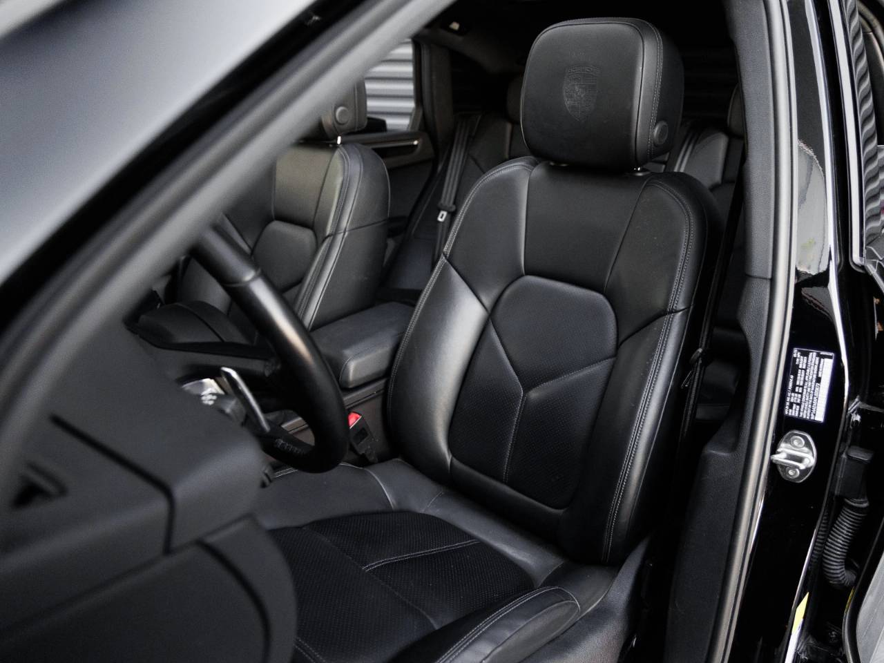 2023 Porsche Macan Macan