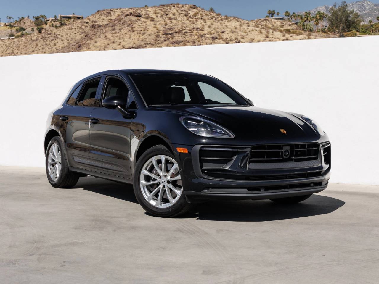 2023 Porsche Macan Macan