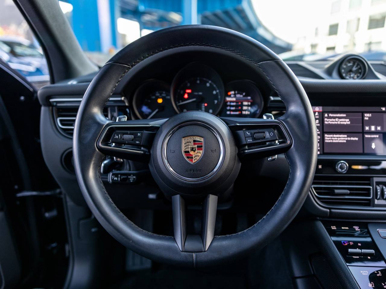 2024 Porsche Macan Base