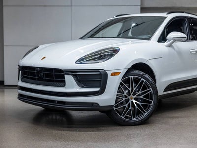 2026 Porsche Macan Macan