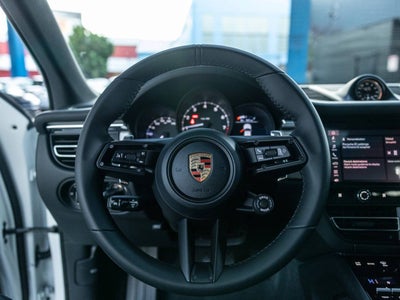 2026 Porsche Macan Macan