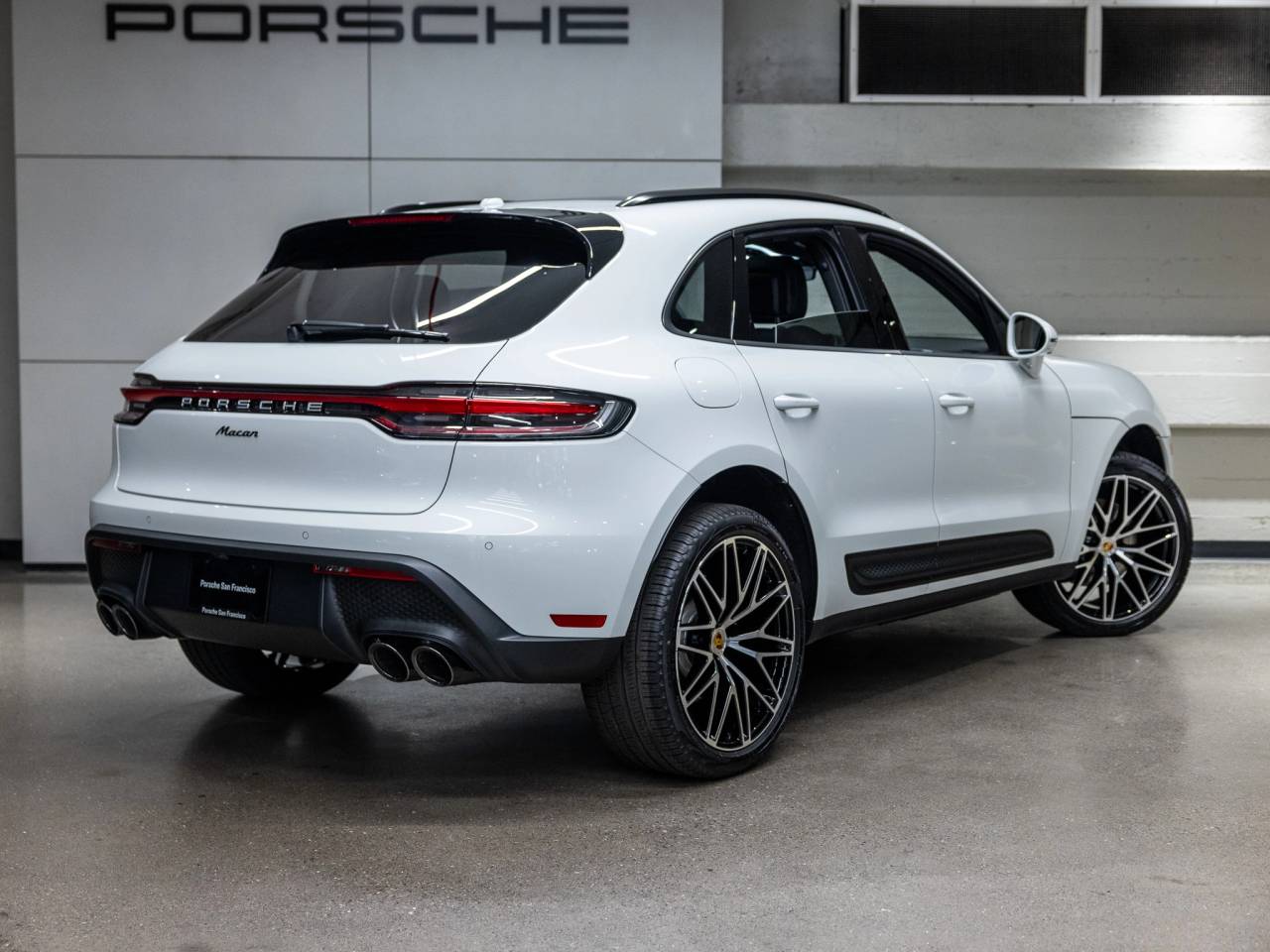 2026 Porsche Macan Macan