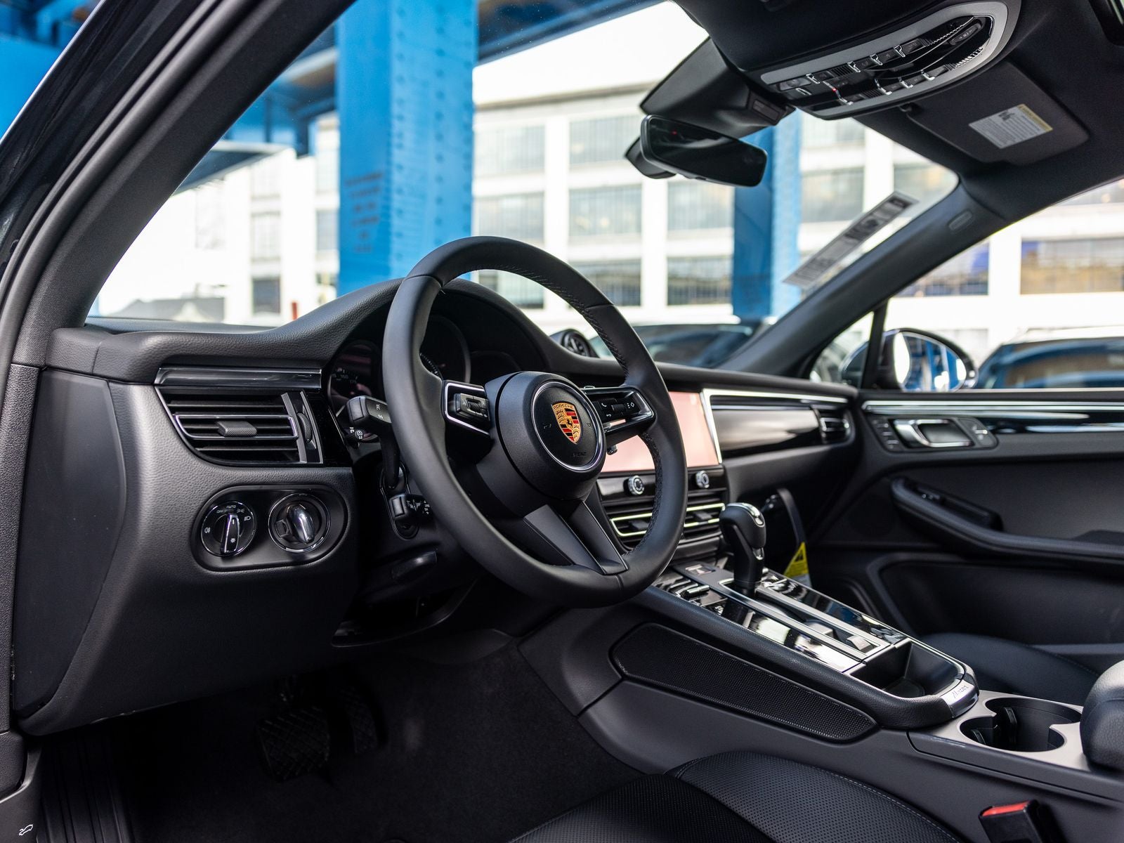 2026 Porsche Macan Base