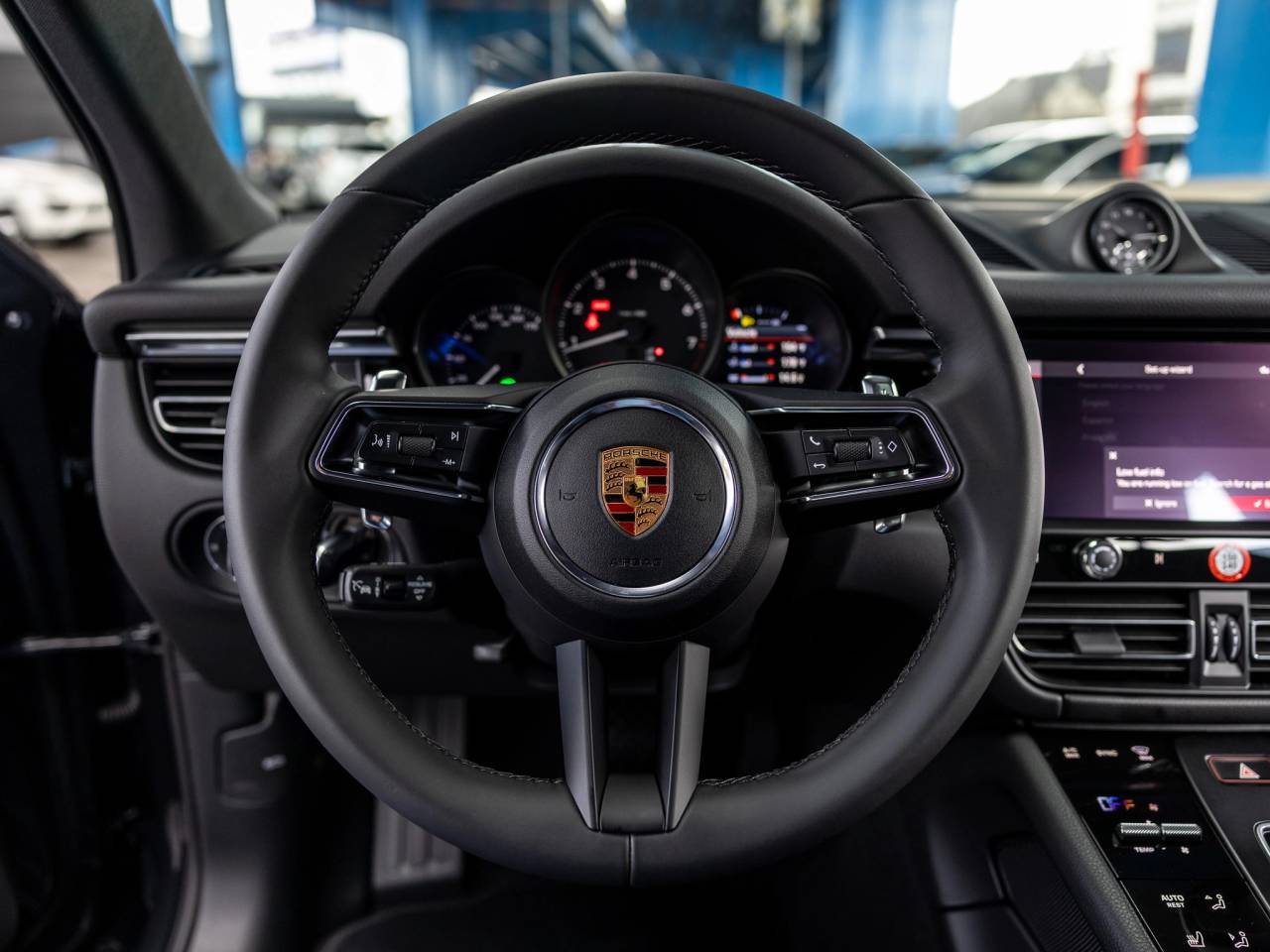 2026 Porsche Macan Base