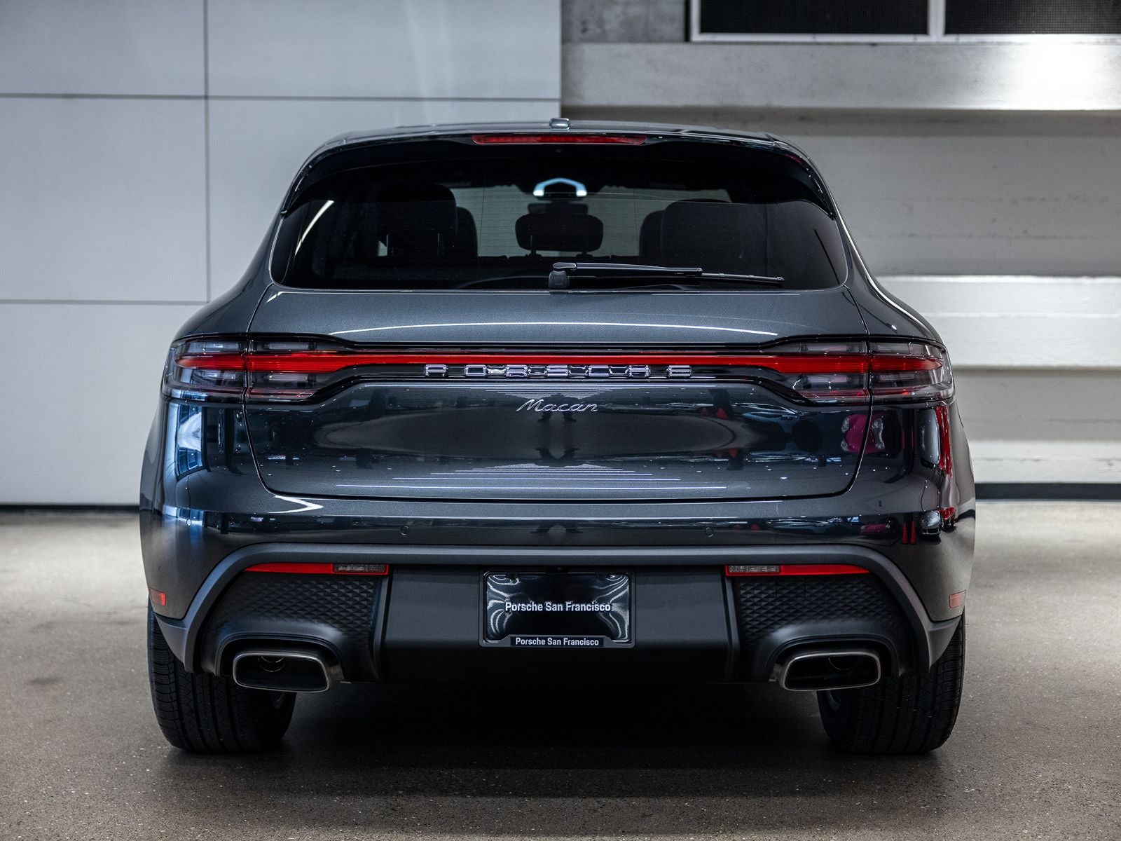 2026 Porsche Macan Base