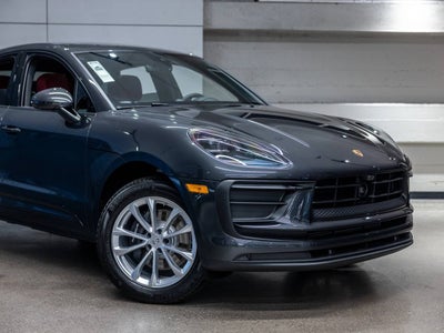 2026 Porsche Macan Base