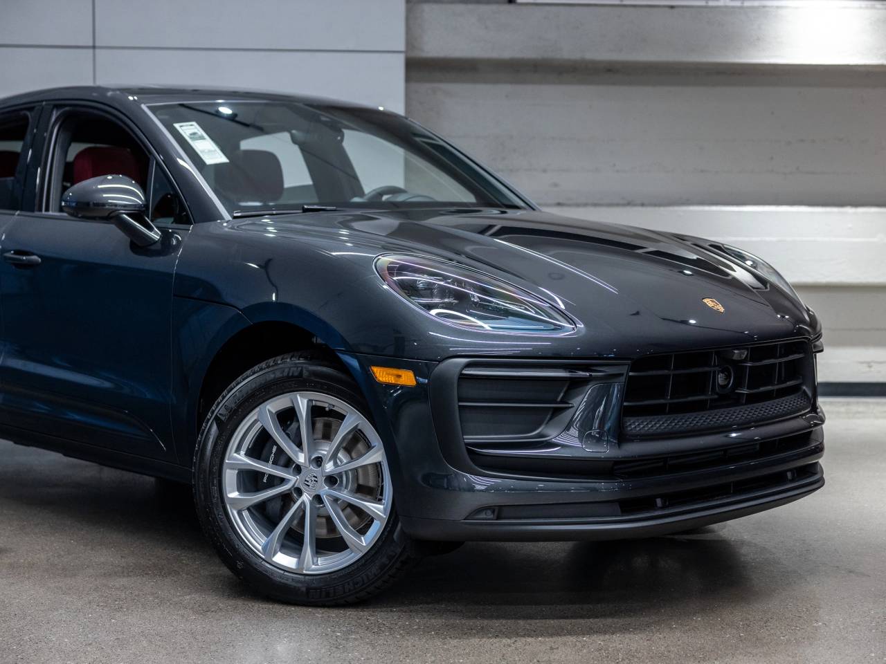 2026 Porsche Macan Base