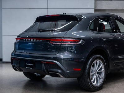 2026 Porsche Macan Base