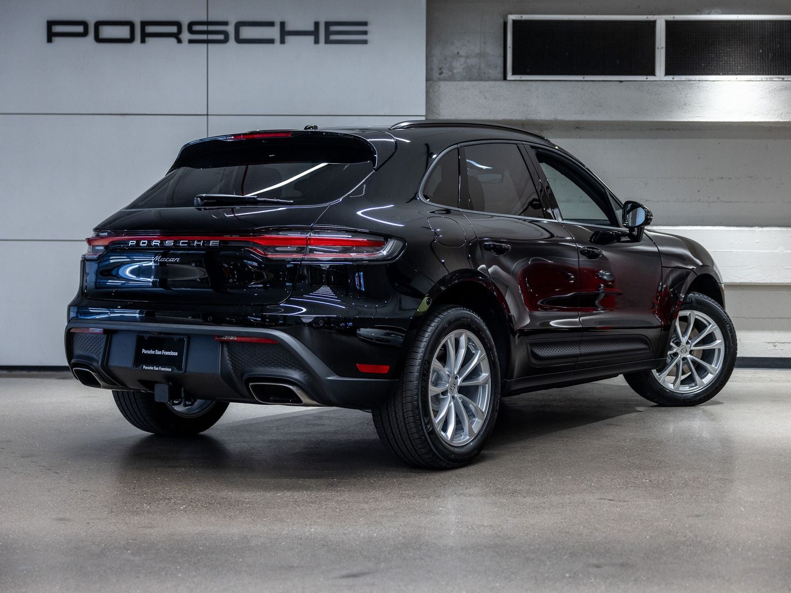 2026 Porsche Macan Macan