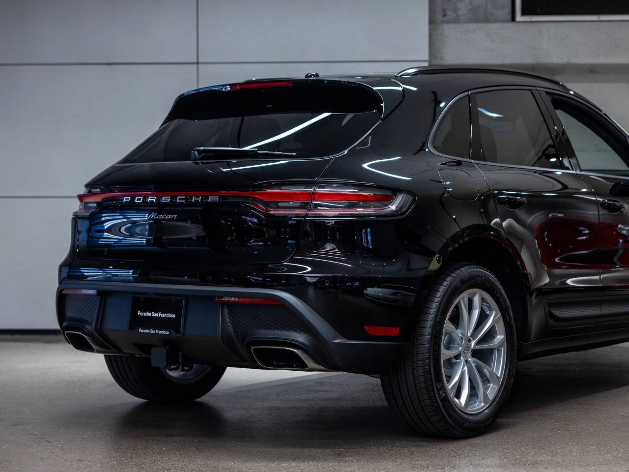 2026 Porsche Macan Macan