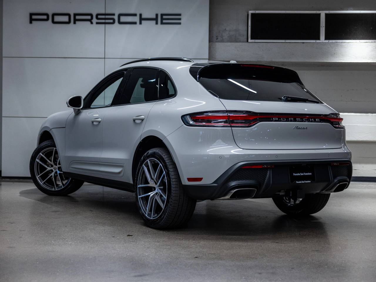 2026 Porsche Macan Macan