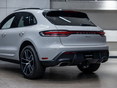 2026 Porsche Macan Macan