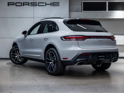 2026 Porsche Macan Macan
