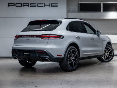 2026 Porsche Macan Macan
