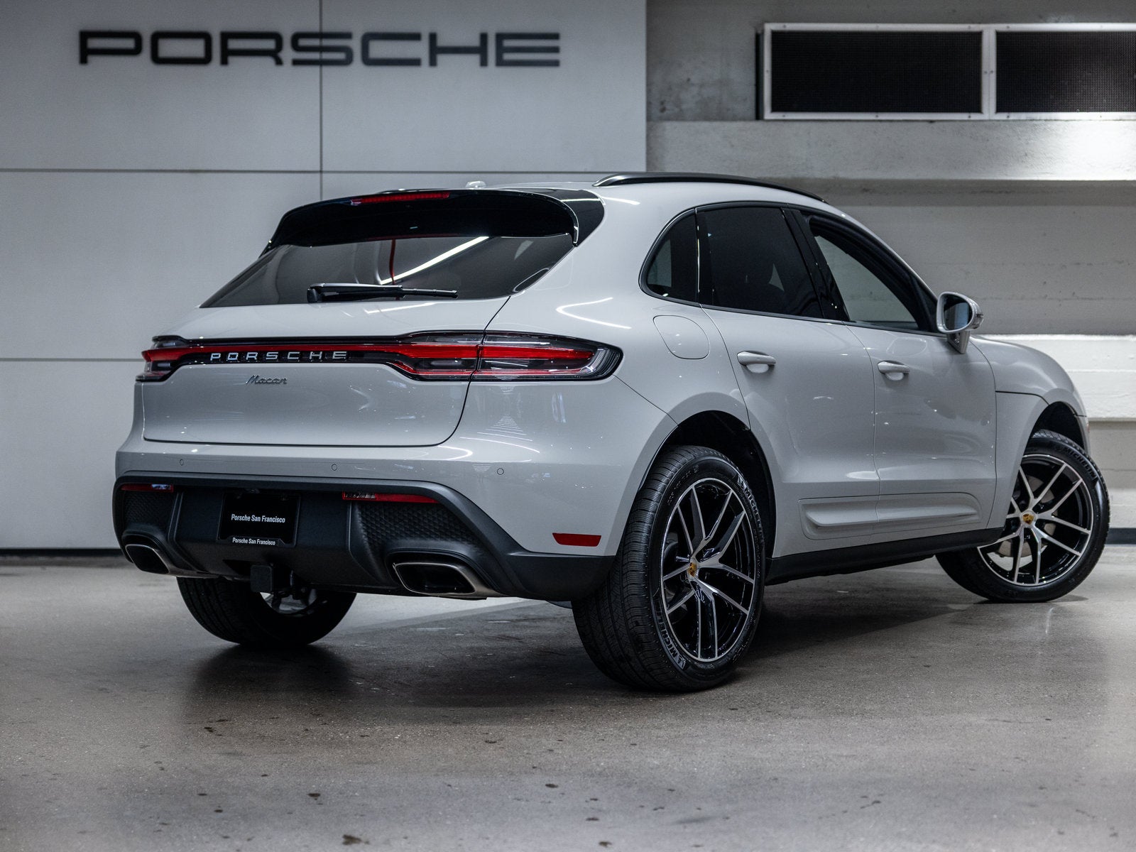 2026 Porsche Macan Macan
