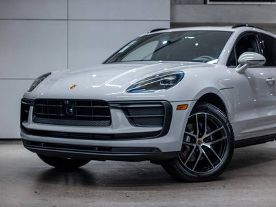 2026 Porsche Macan Macan