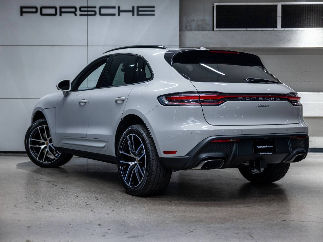 2026 Porsche Macan Macan