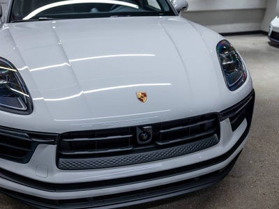2026 Porsche Macan Macan
