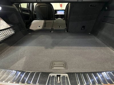 2025 Porsche Cayenne Cayenne