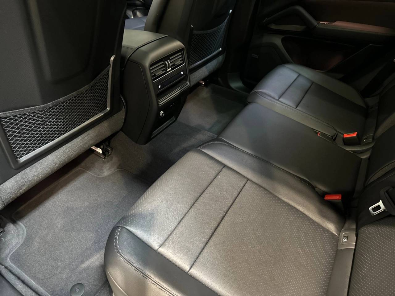 2025 Porsche Cayenne Cayenne