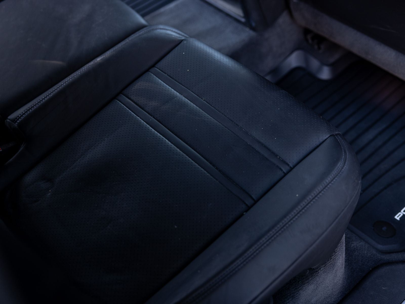 2023 Porsche Cayenne Cayenne
