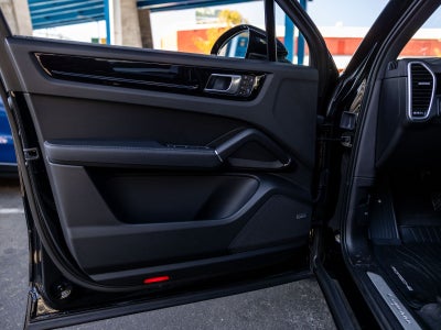 2023 Porsche Cayenne Cayenne