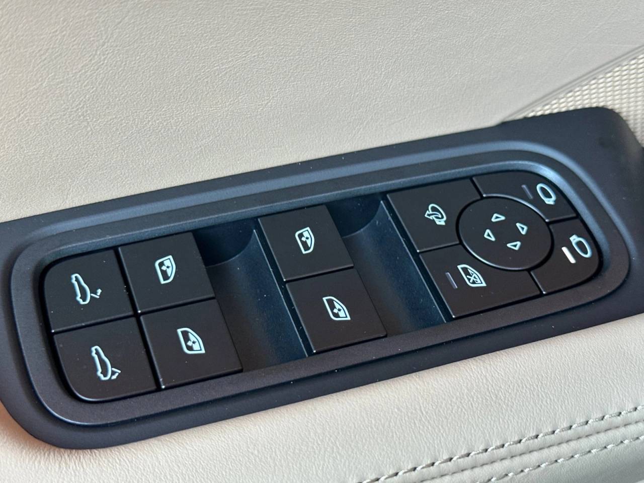 2025 Porsche Cayenne Cayenne