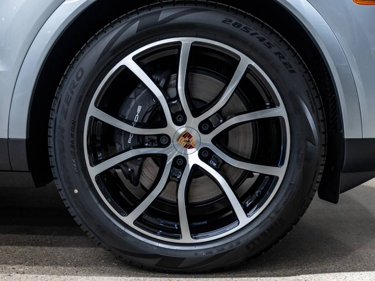 2026 Porsche Cayenne Base