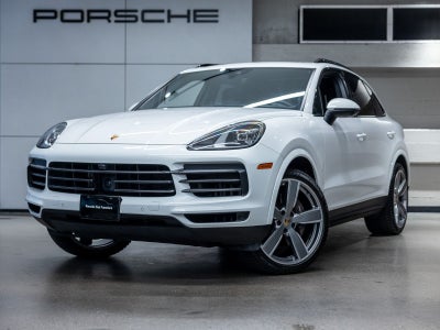 2023 Porsche Cayenne Platinum Edition