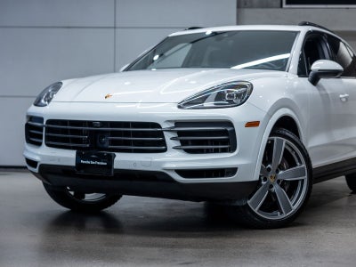 2023 Porsche Cayenne Platinum Edition