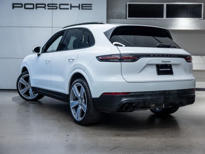 2023 Porsche Cayenne Platinum Edition