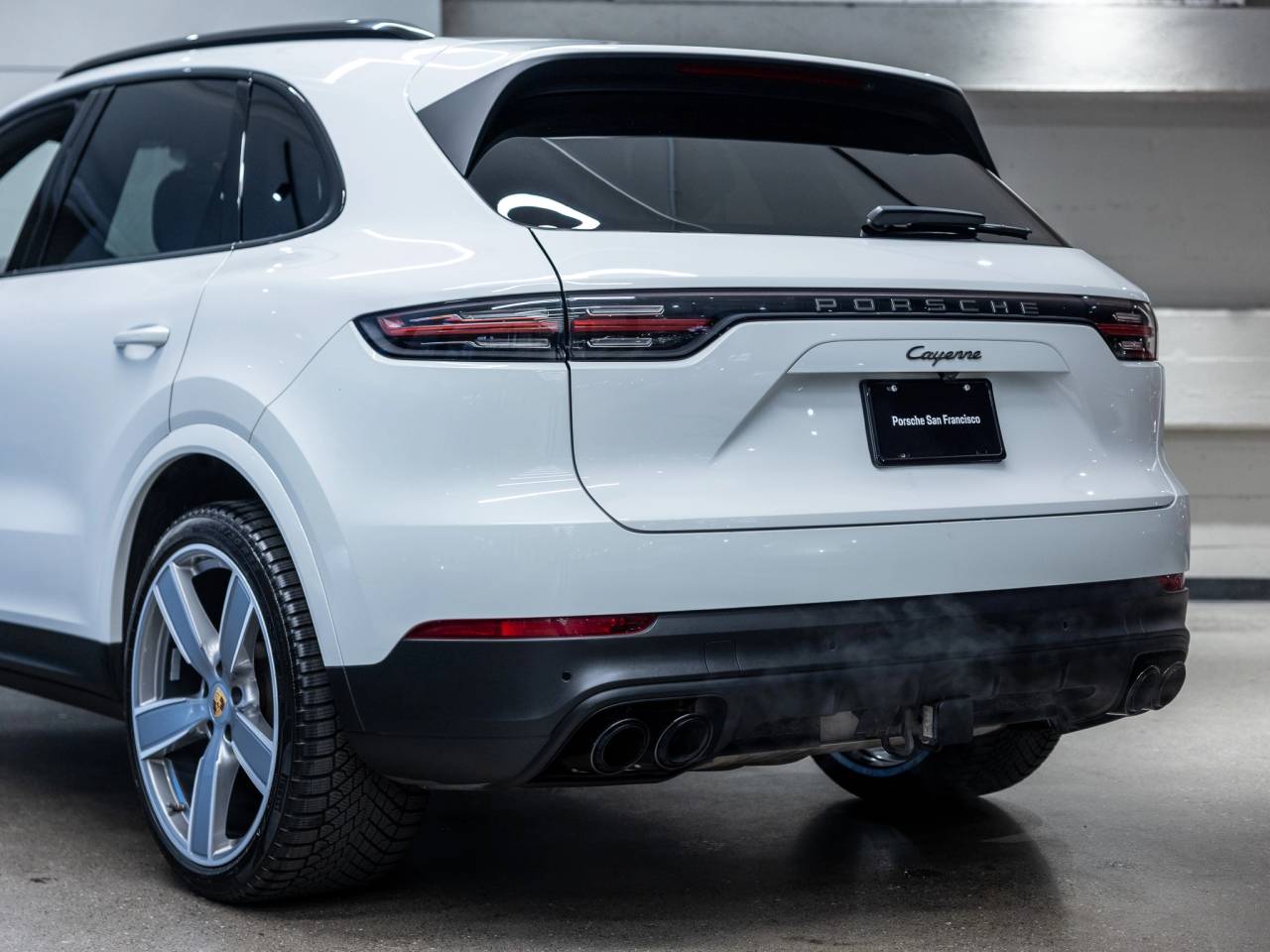 2023 Porsche Cayenne Platinum Edition